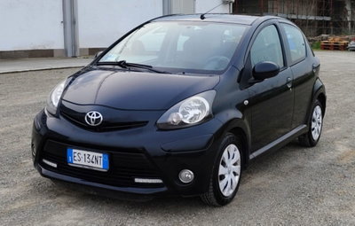 Toyota Aygo 1.0 12V VVT-i 5 porte Active Connect (2)