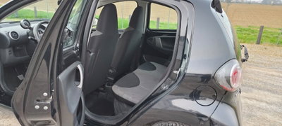 Toyota Aygo 1.0 12V VVT-i 5 porte Active Connect (6)