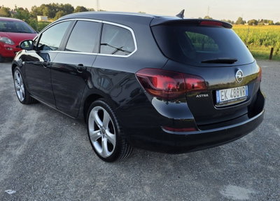 Opel Astra Station Wagon 1.7 CDTI 110CV Sports Cosmo (10)