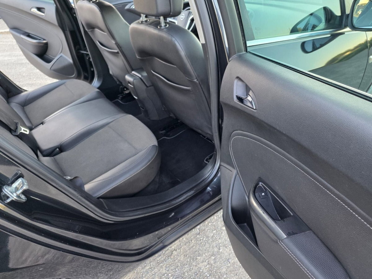 Opel Astra Station Wagon 1.7 CDTI 110CV Sports Cosmo (7)