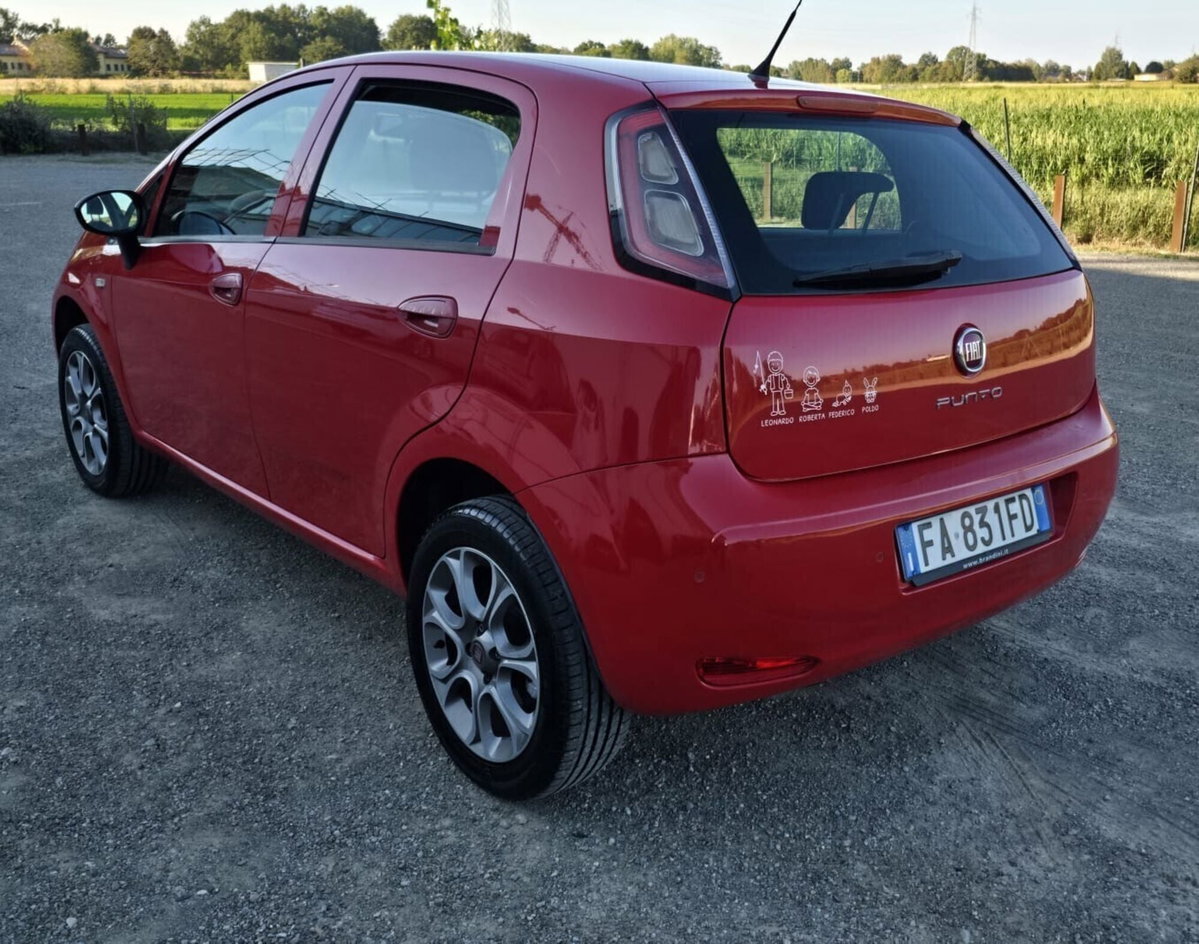 Fiat Punto 1.4 8V 5 porte Natural Power Lounge (15)