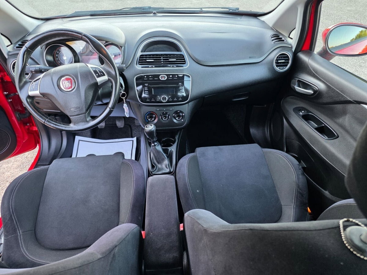 Fiat Punto 1.4 8V 5 porte Natural Power Lounge (16)