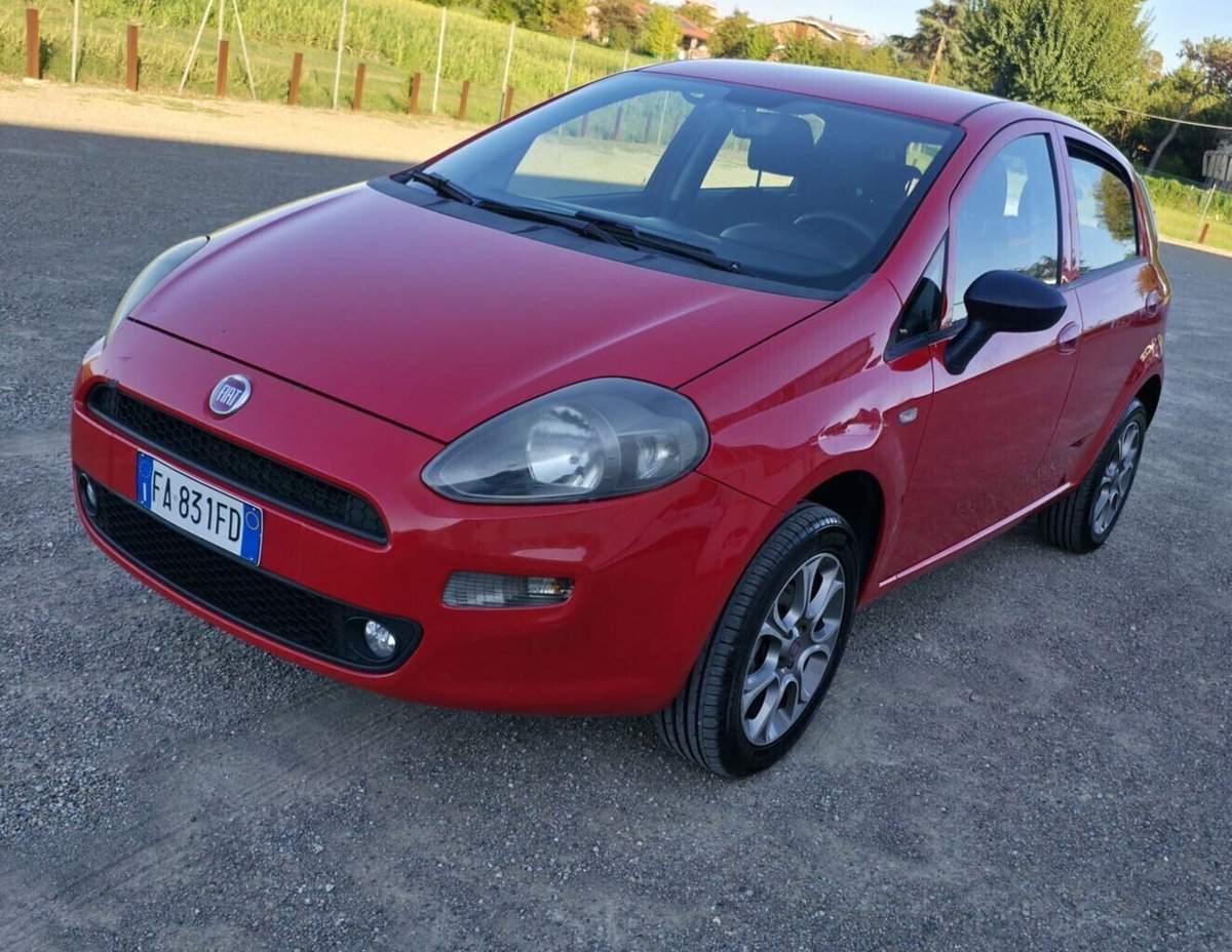 Fiat Punto 1.4 8V 5 porte Natural Power Lounge (17)