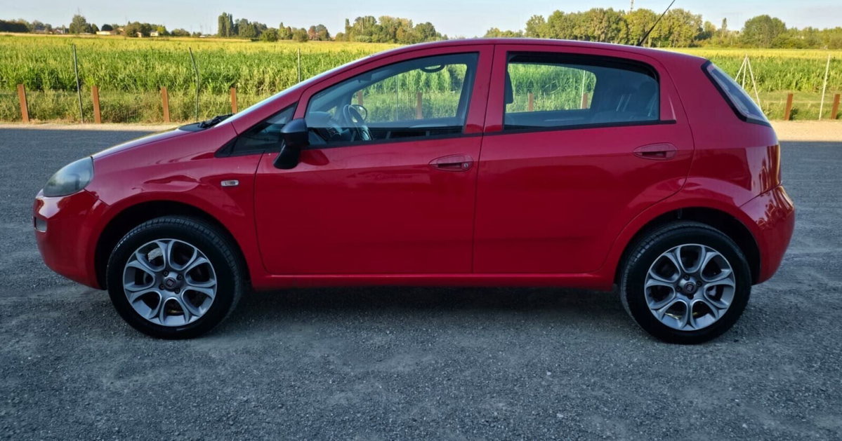 Fiat Punto 1.4 8V 5 porte Natural Power Lounge (19)