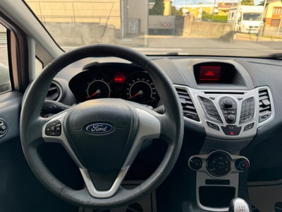 Ford Fiesta 1.2 82 CV 5 porte Titanium (13)