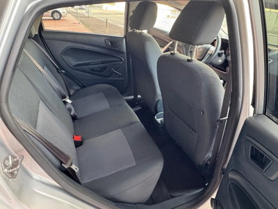 Ford Fiesta 1.2 82 CV 5 porte Titanium (17)