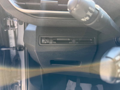 Peugeot 3008 BlueHDi 120 S&S Business (13)