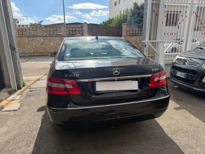 Mercedes-Benz Classe E 220 CDI BlueEFFICIENCY Avantgarde AMG (7)
