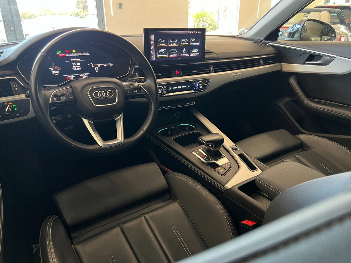 Audi A4 Allroad Allroad 40 2.0 tdi mhev Identity Contrast quattro 204cv s-tronic (13)