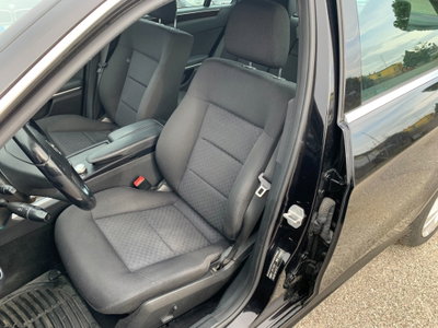 Mercedes-Benz Classe E 200 NGT BlueEFFICIENCY Executive (20)