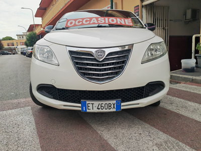 Lancia Ypsilon 0.9 TwinAir 85 CV 5 porte Metano Ecochic Gold usata