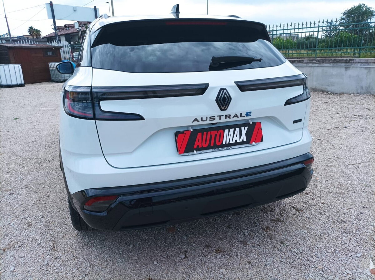 Renault Austral 1.2 full hybrid Techno Esprit Alpine 200cv auto (8)