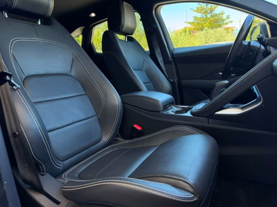 Jaguar E-Pace 2.0D 150 CV AWD R-Dynamic S (13)