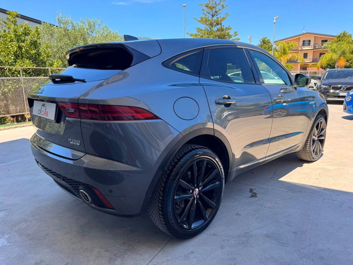 Jaguar E-Pace 2.0D 150 CV AWD R-Dynamic S (4)