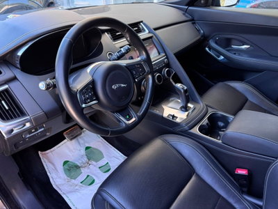 Jaguar E-Pace 2.0D 150 CV AWD R-Dynamic S (8)