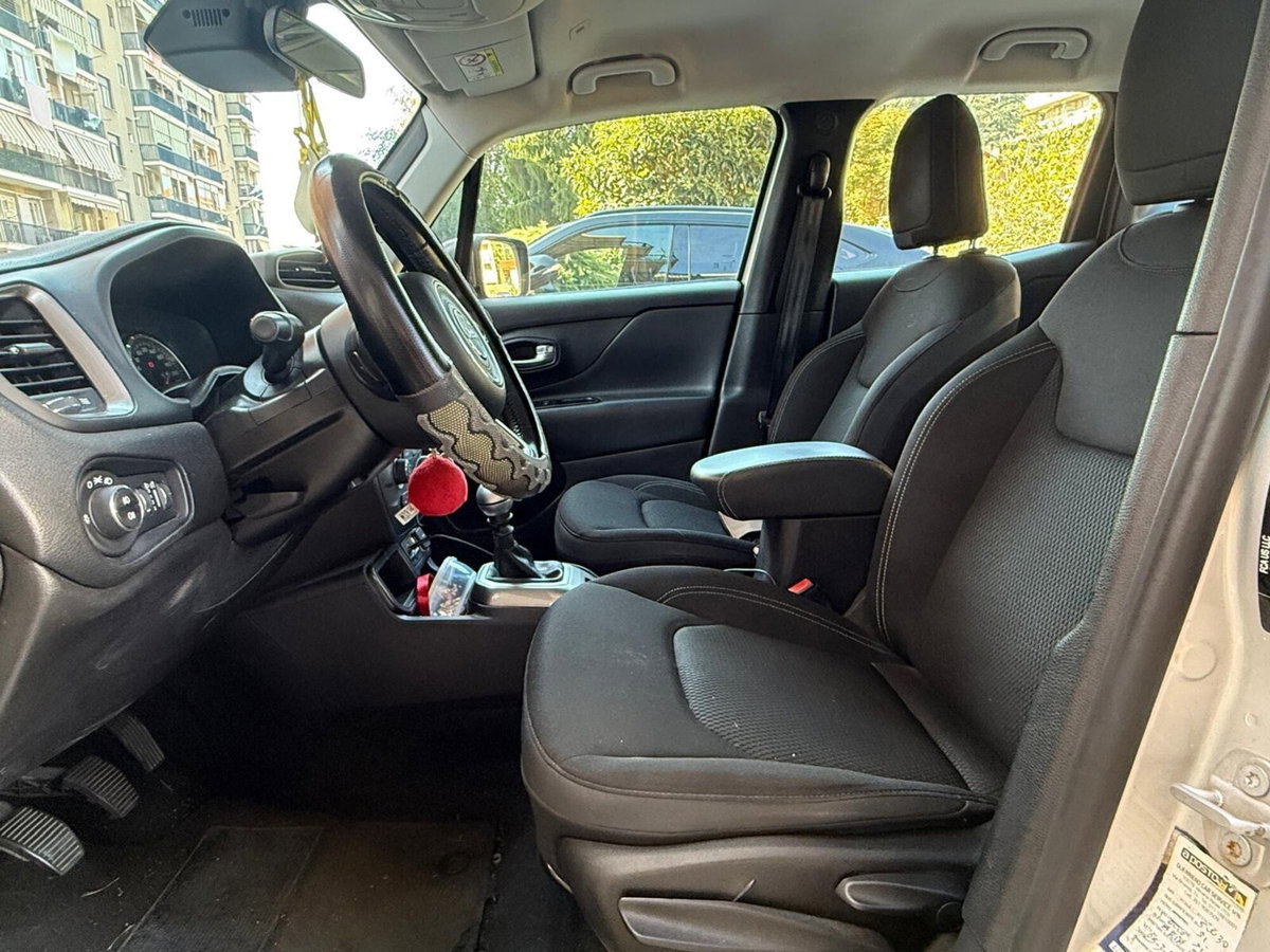Jeep Renegade 1.6 Mjt 120 CV Limited (17)