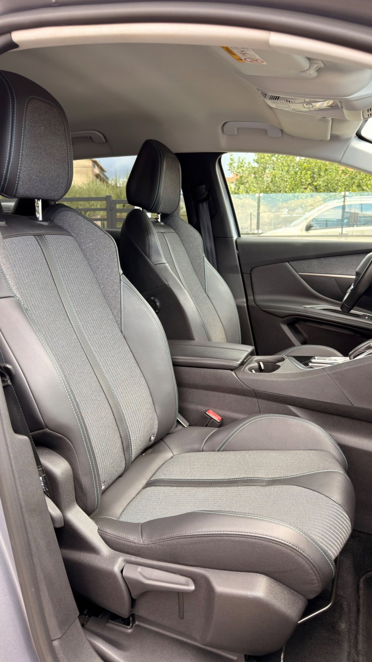 Peugeot 3008 BlueHDi 130 S&S EAT8 Allure Pack (10)