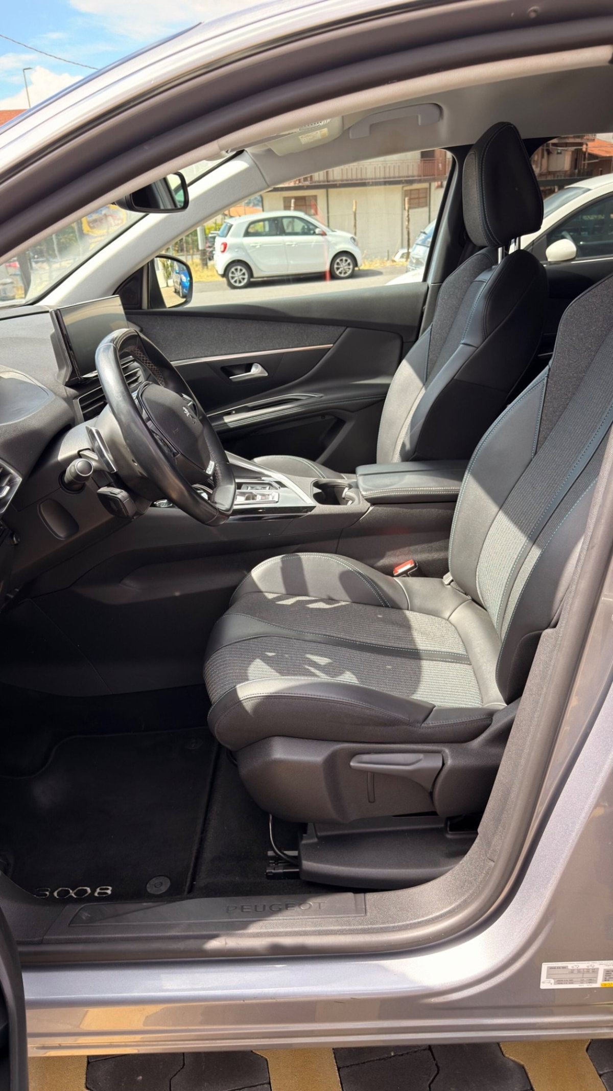 Peugeot 3008 BlueHDi 130 S&S EAT8 Allure Pack (12)