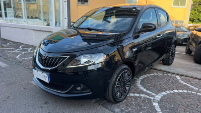 Lancia Ypsilon 1.0 FireFly 5 porte S&S Hybrid Gold Plus usata