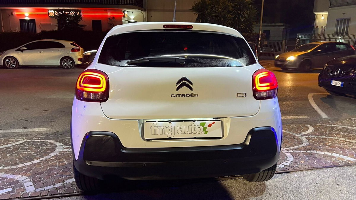 Citroen C3 PureTech 110 S&S EAT6 Elle (5)