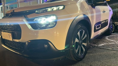 Citroen C3 PureTech 110 S&S EAT6 Elle (7)