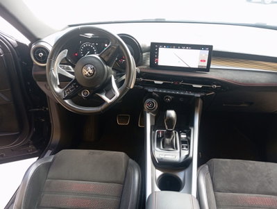 Alfa Romeo Tonale 1.3 phev Veloce Q4 280cv at6 (14)