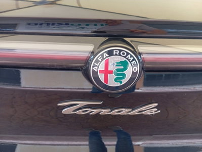 Alfa Romeo Tonale 1.3 phev Veloce Q4 280cv at6 (15)