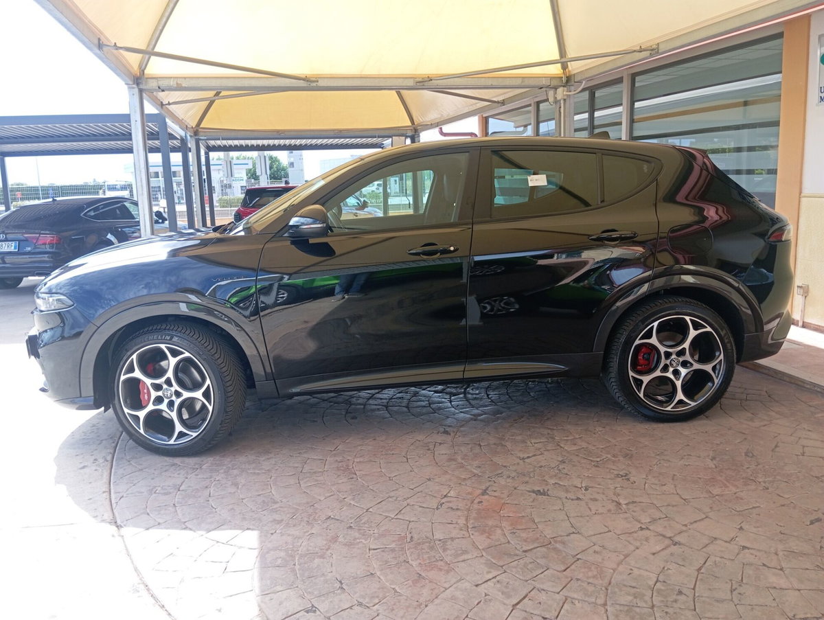 Alfa Romeo Tonale 1.3 phev Veloce Q4 280cv at6 (4)