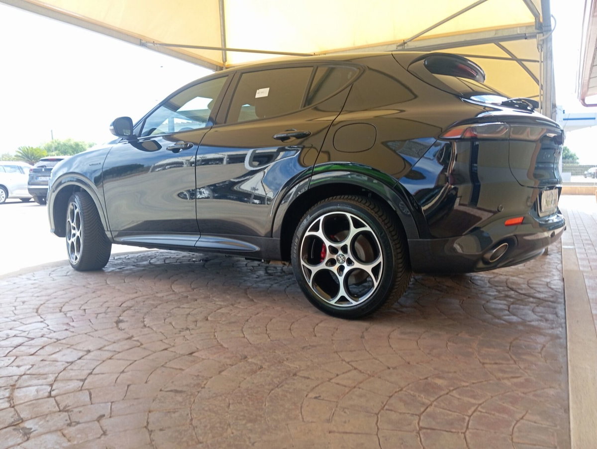 Alfa Romeo Tonale 1.3 phev Veloce Q4 280cv at6 (5)