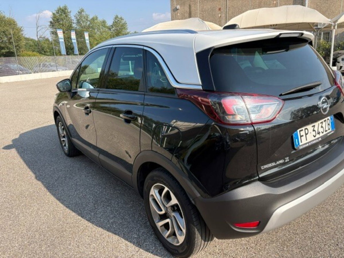 Opel Crossland X 1.2 12V Design Line (17)