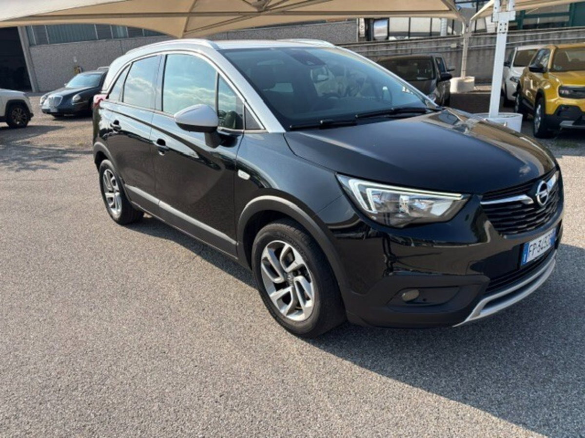 Opel Crossland X 1.2 12V Design Line (2)