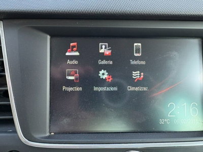 Opel Crossland X 1.2 12V Design Line (8)