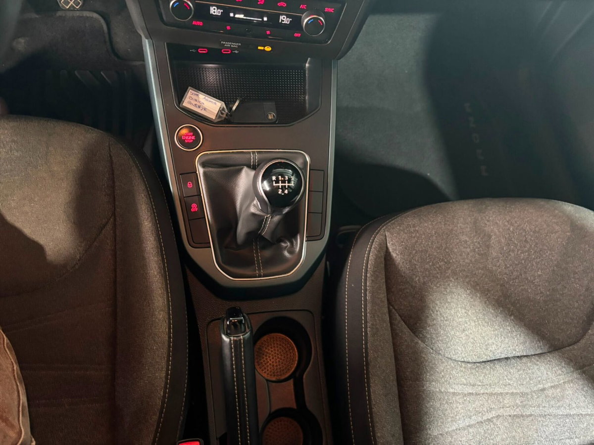 SEAT Arona 1.0 ecotsi Xperience 95cv (15)