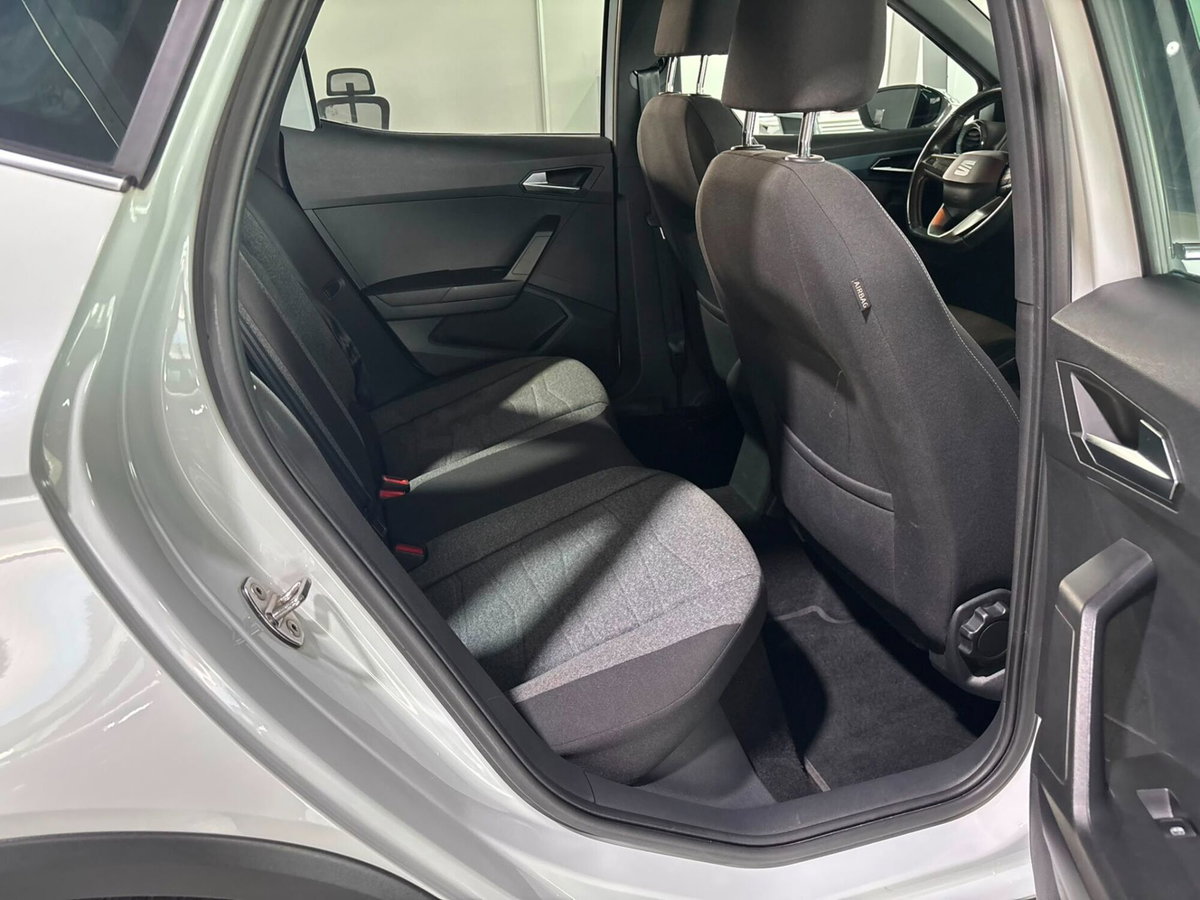 SEAT Arona 1.0 ecotsi Xperience 95cv (18)