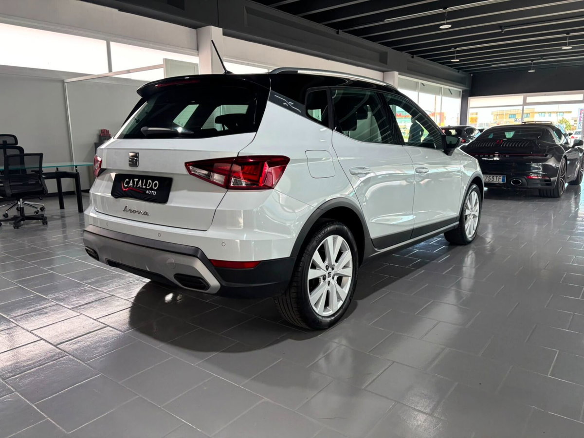 SEAT Arona 1.0 ecotsi Xperience 95cv (5)