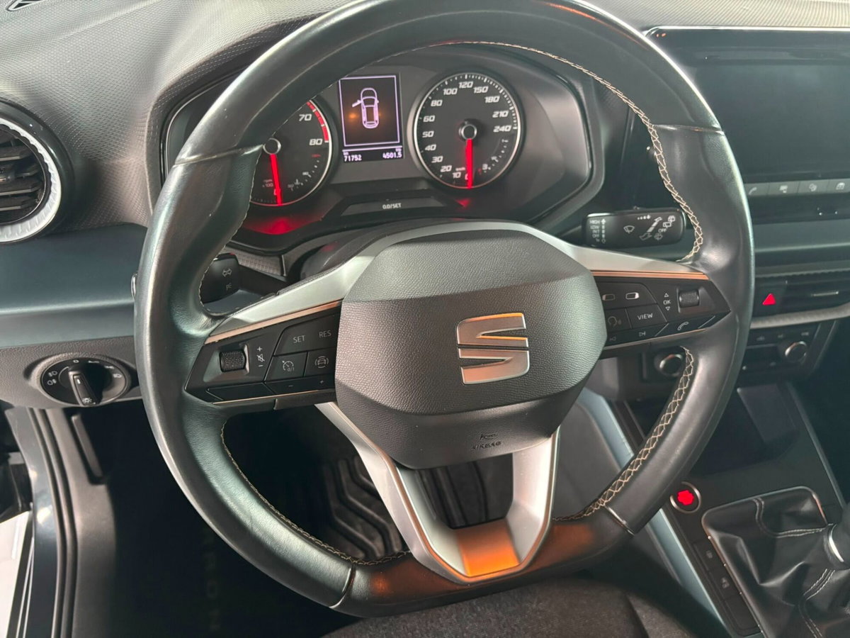 SEAT Arona 1.0 ecotsi Xperience 95cv (12)