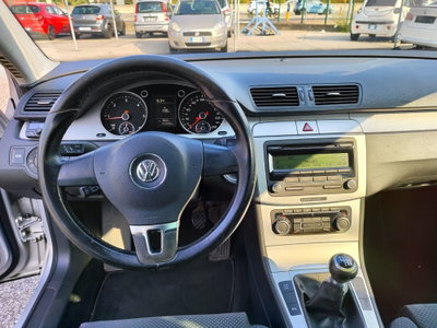 Volkswagen Passat Variant 2.0 TDI DPF DSG Highline (11)