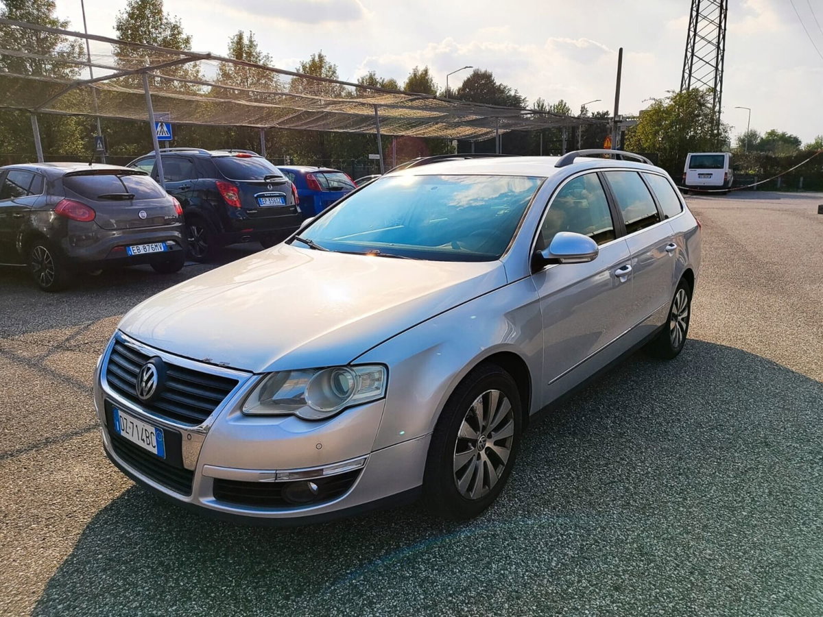 Volkswagen Passat Variant 2.0 TDI DPF DSG Highline (2)