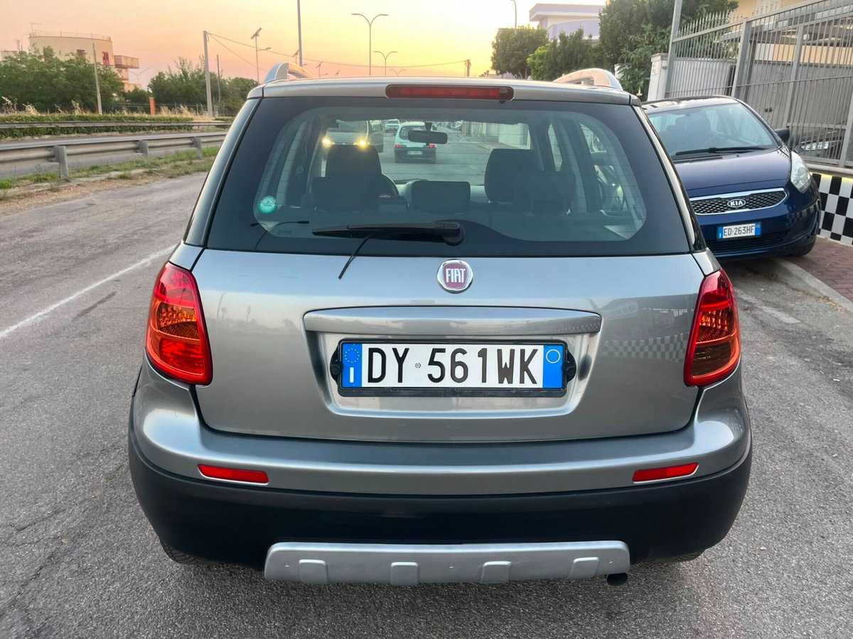 Fiat Sedici 2.0 MJT 16V DPF 4x2 Emotion (6)