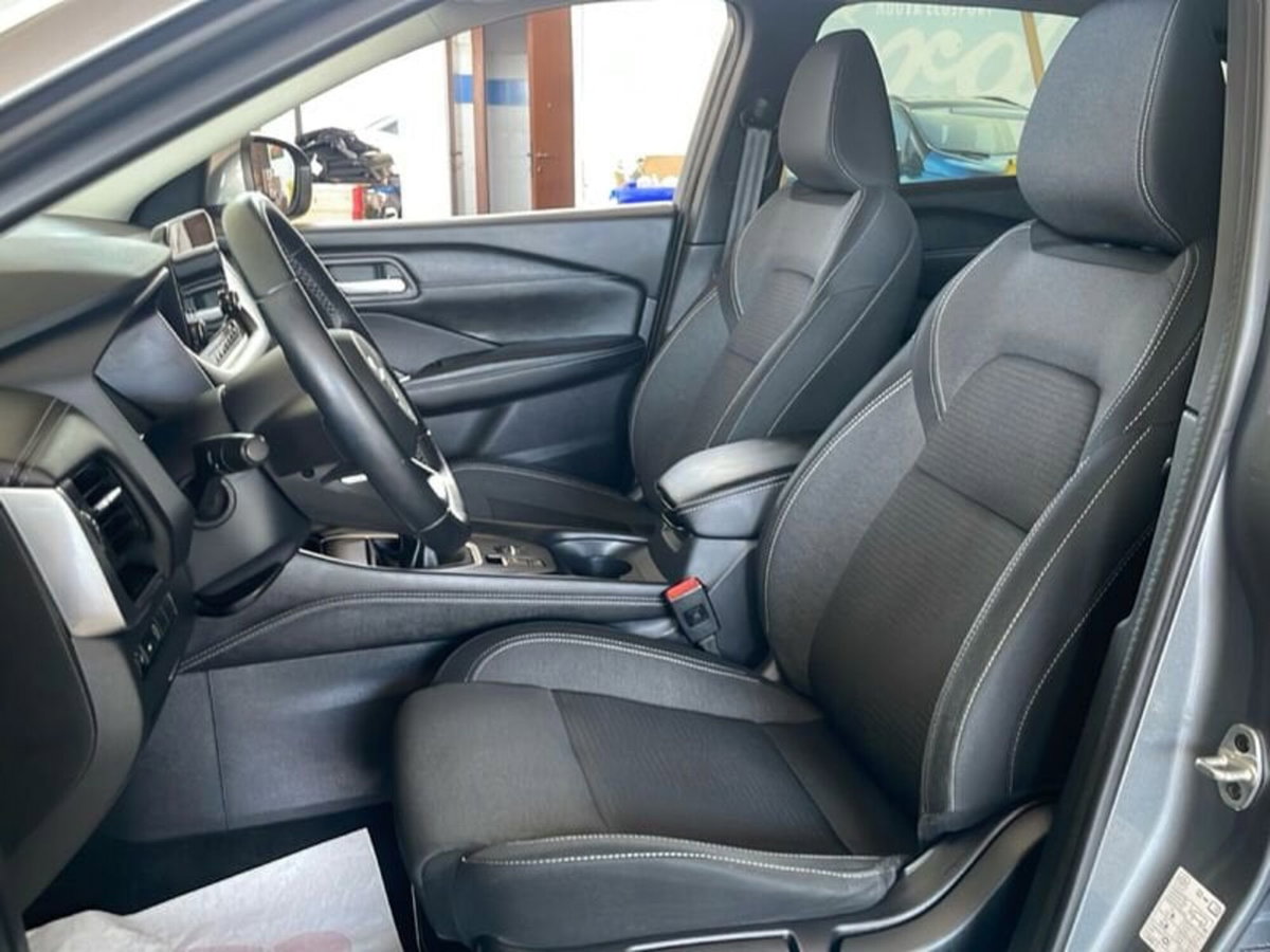 Nissan Qashqai MHEV 140 CV N-Style (11)