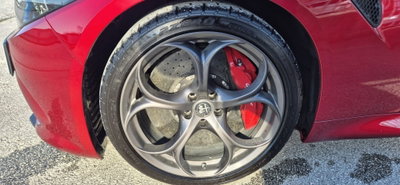 Alfa Romeo Giulia 2.9 V6 Quadrifoglio 520cv auto (13)