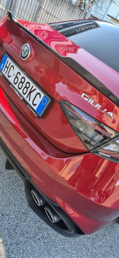 Alfa Romeo Giulia 2.9 V6 Quadrifoglio 520cv auto (14)