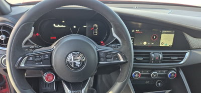 Alfa Romeo Giulia 2.9 V6 Quadrifoglio 520cv auto (6)