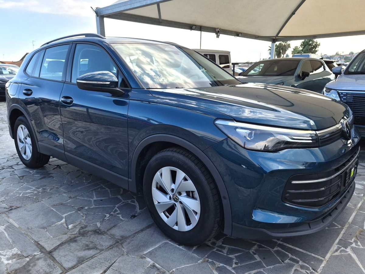 Volkswagen Tiguan 2.0 tdi Life 150cv dsg (3)