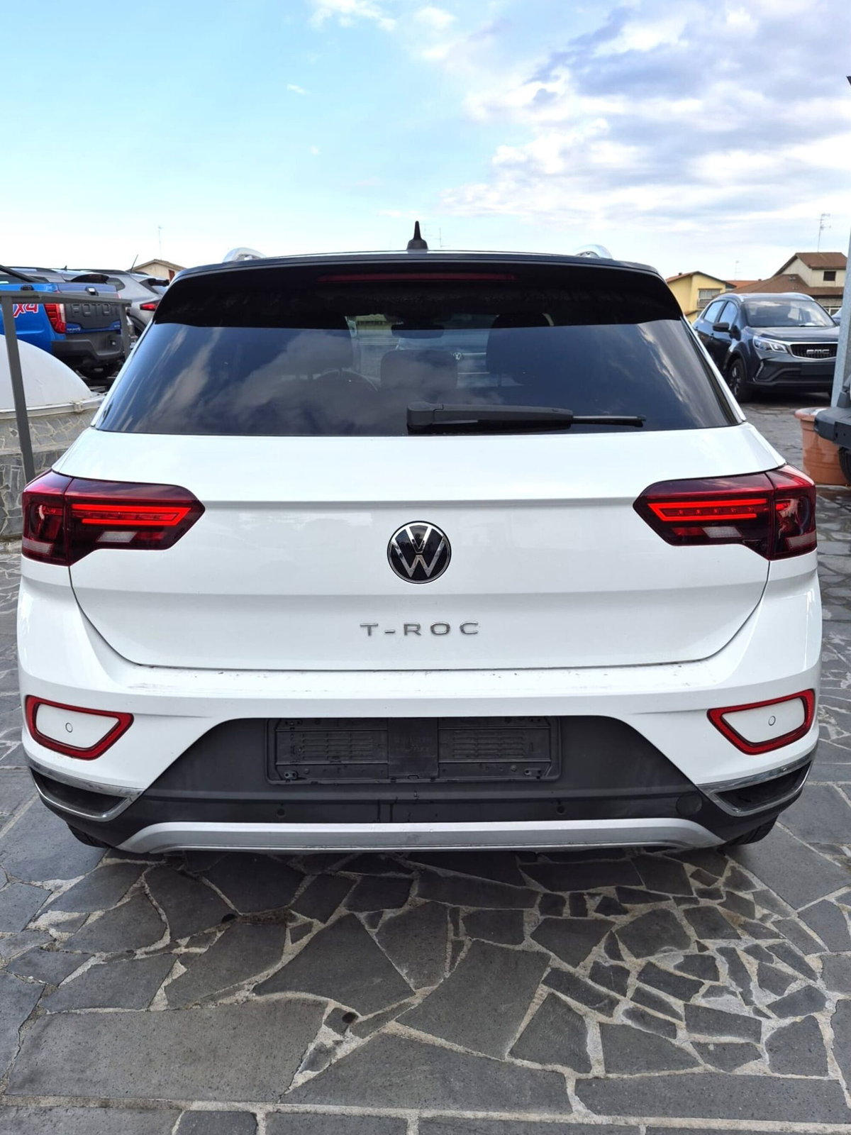 Volkswagen T-Roc 1.0 TSI Style (7)