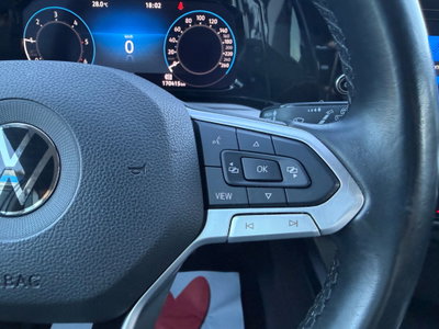 Volkswagen Golf 2.0 TDI SCR Life (17)