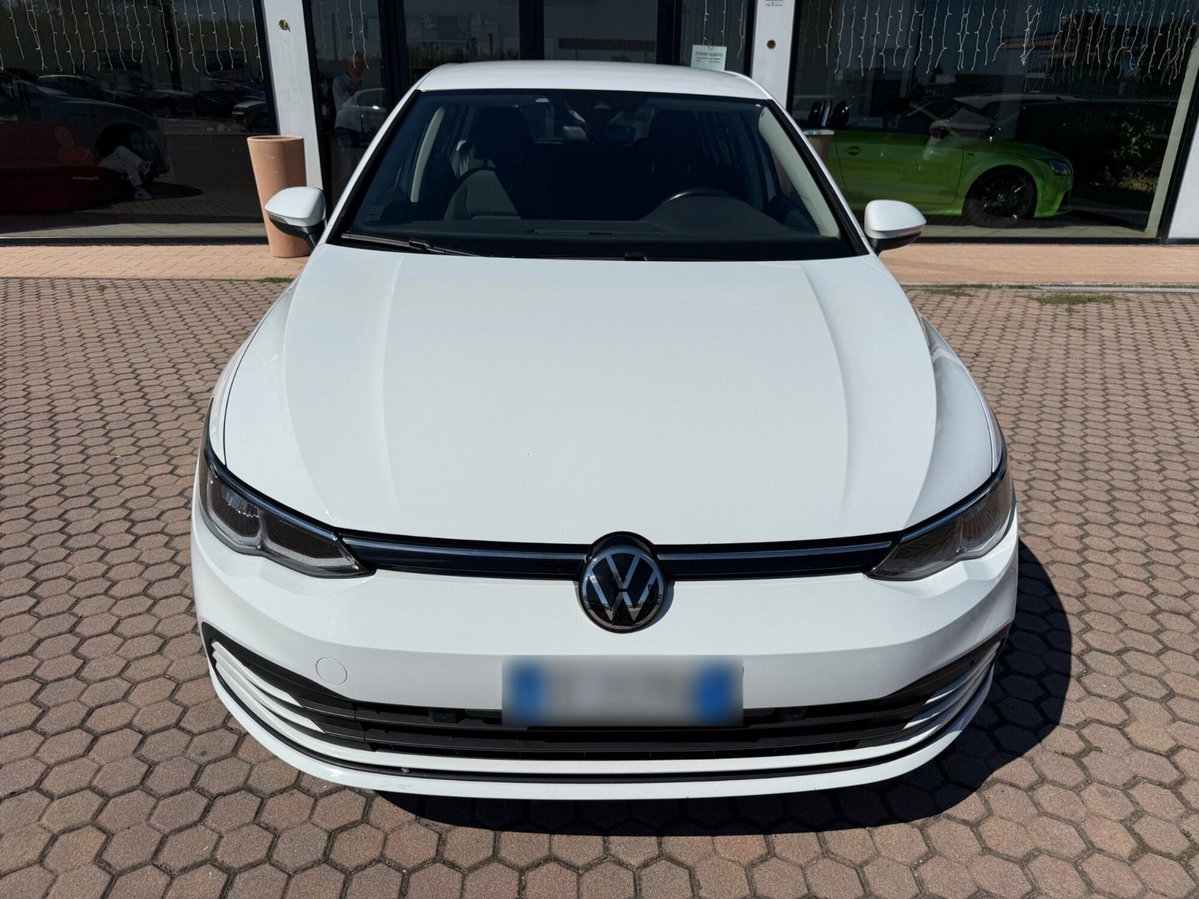 Volkswagen Golf 2.0 TDI SCR Life (2)