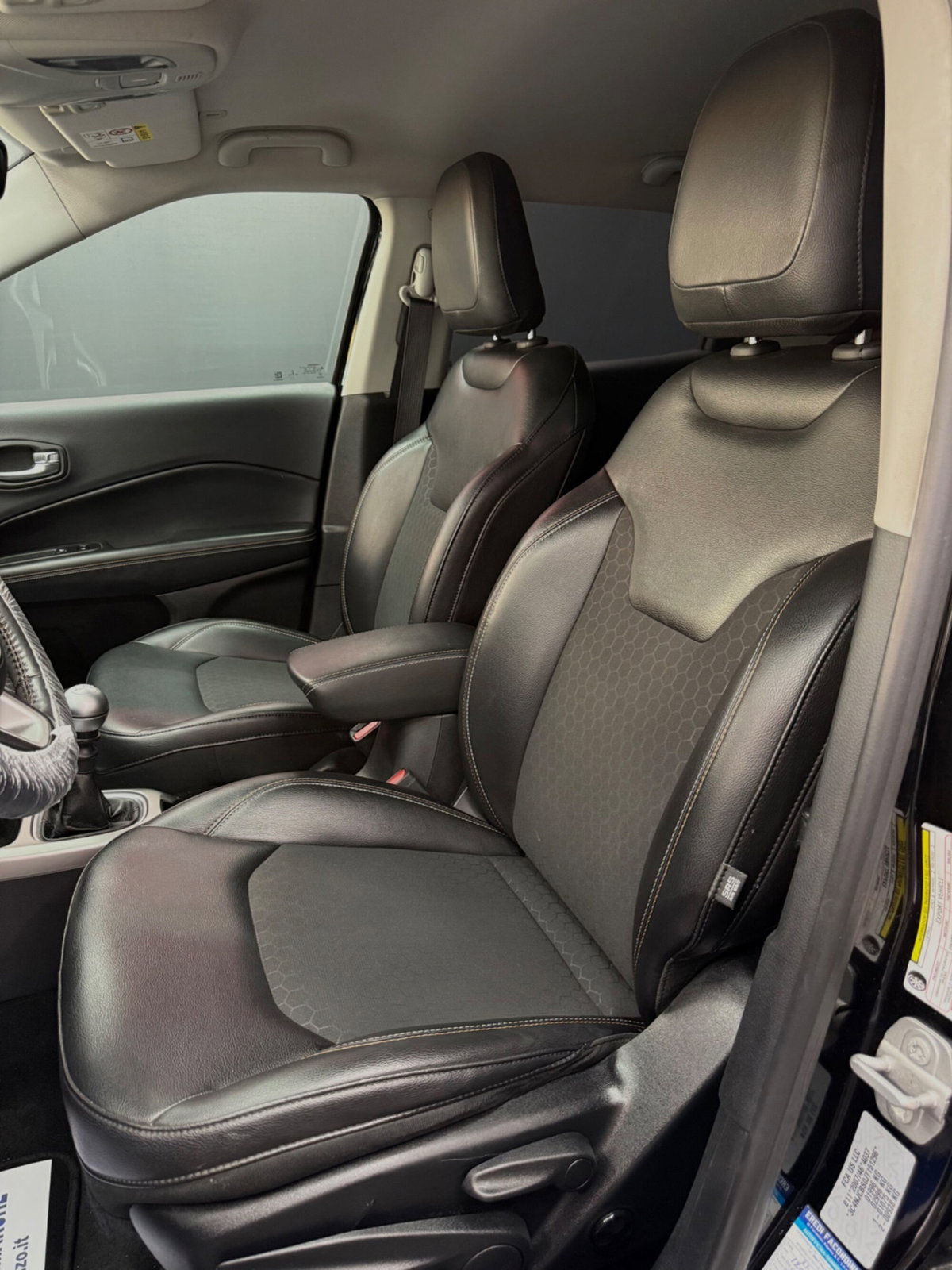 Jeep Compass 1.6 Multijet II 2WD Limited (13)