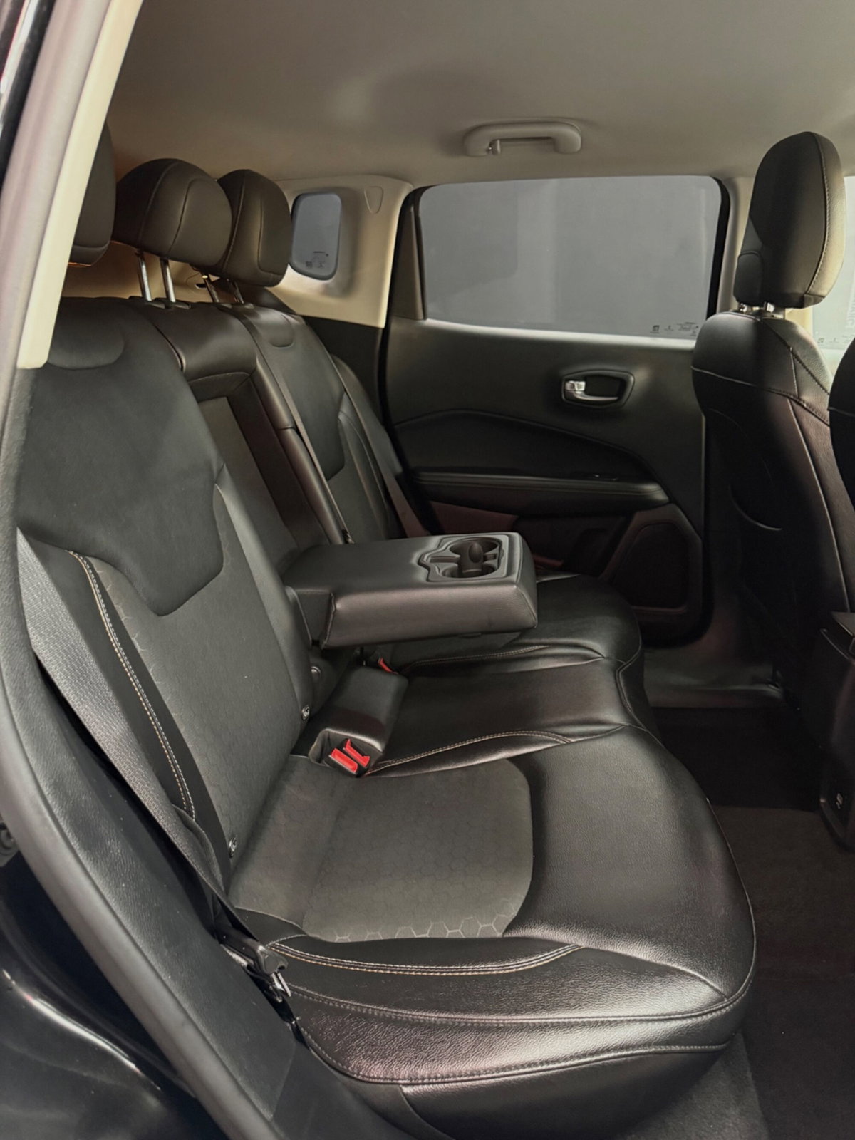 Jeep Compass 1.6 Multijet II 2WD Limited (15)