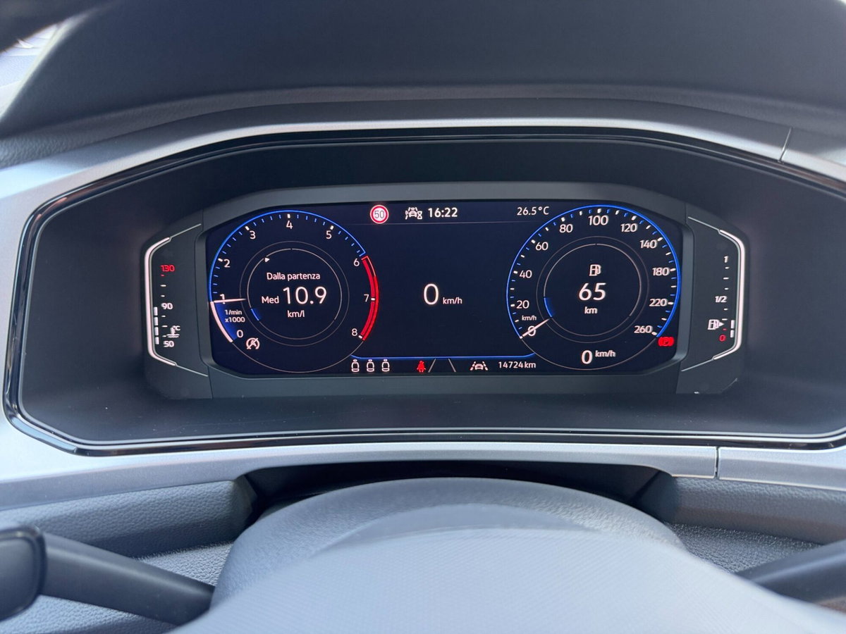 Volkswagen T-Roc 1.0 tsi Edition 115cv (16)